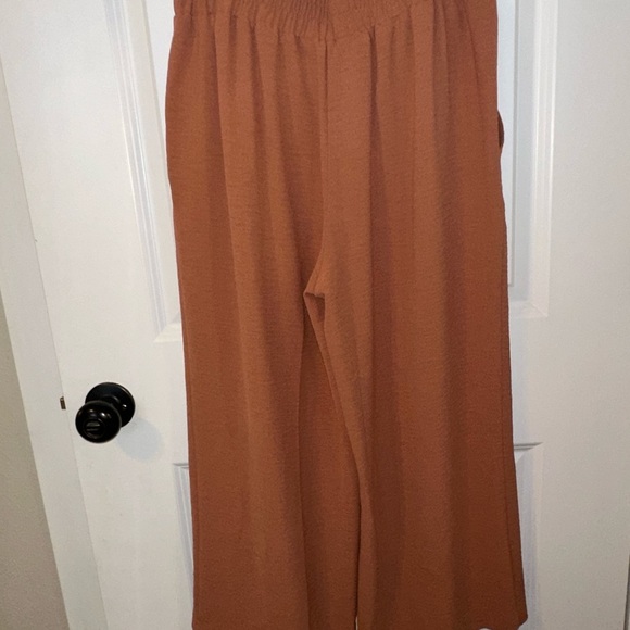 Women's Nine West High Rise Wide-Leg Crop Pants - Picture 6 of 11